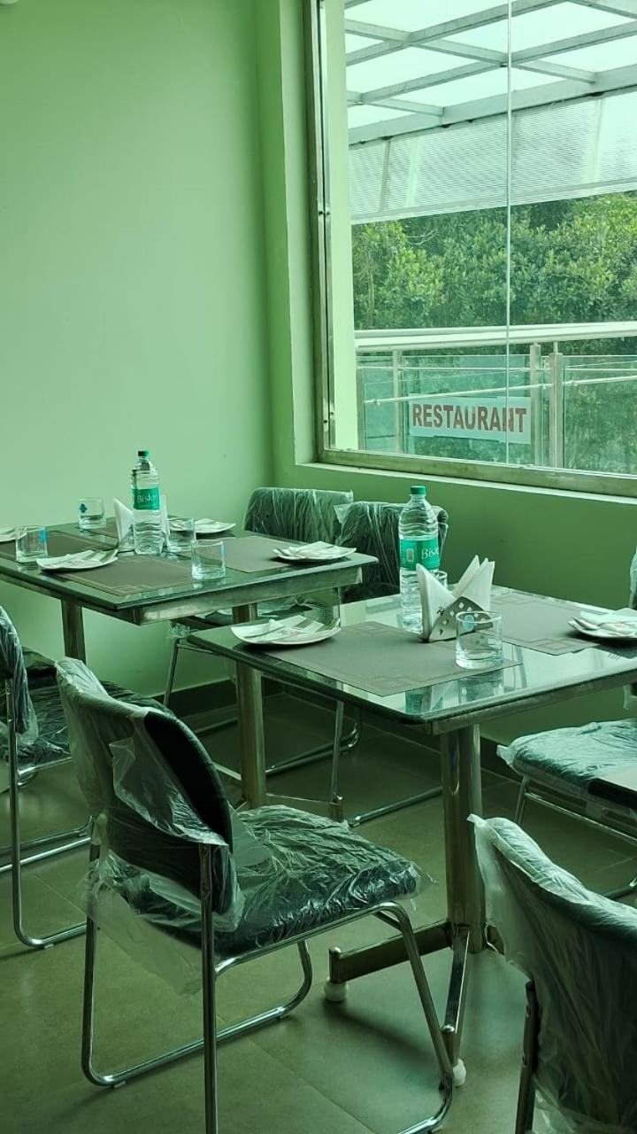 ירקאוד Hotel Peppers מראה חיצוני תמונה